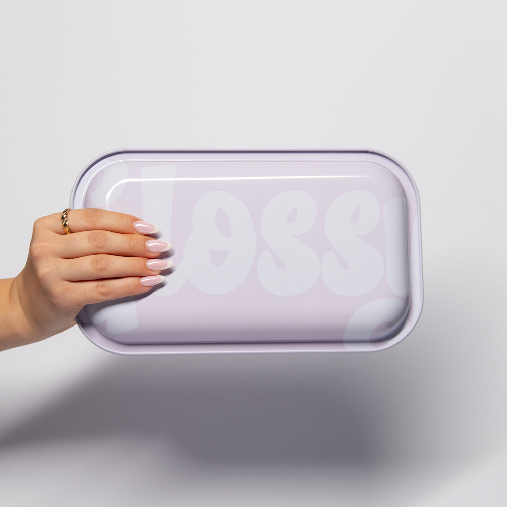 Pretty Tray Rückseite mit Glossy Schriftzug